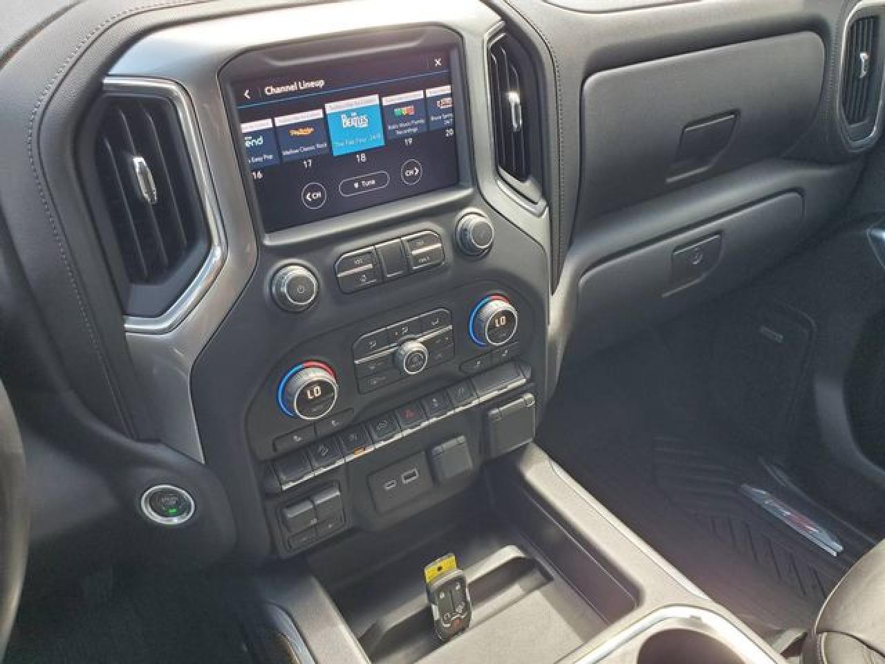 Photo 17 VIN: 3GCPYFED1LG373084 - CHEVROLET SILVERADO 