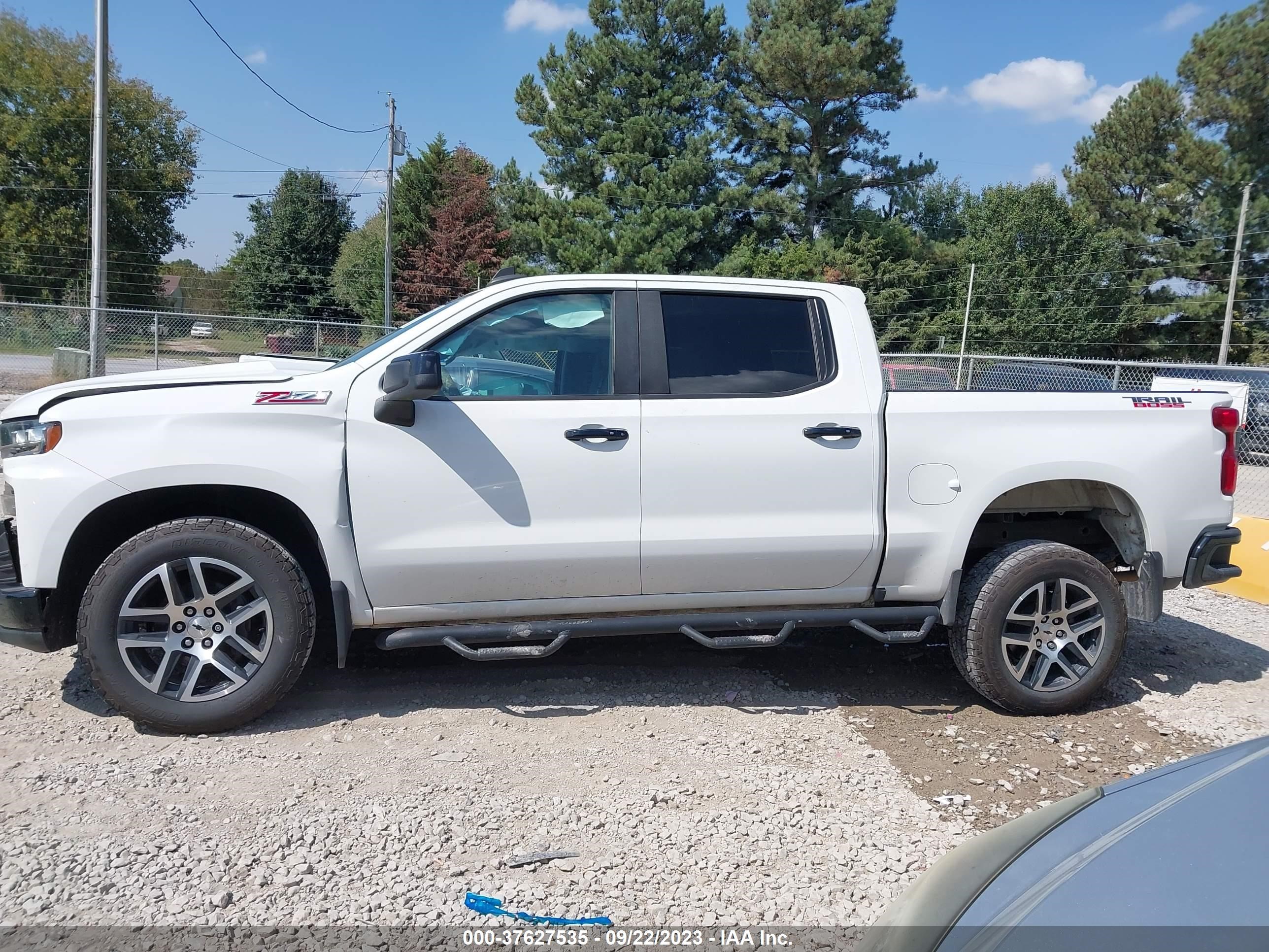 Photo 13 VIN: 3GCPYFED2KG155721 - CHEVROLET SILVERADO 