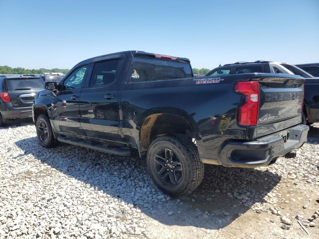 Photo 1 VIN: 3GCPYFED5LG435747 - CHEVROLET SILVERADO 