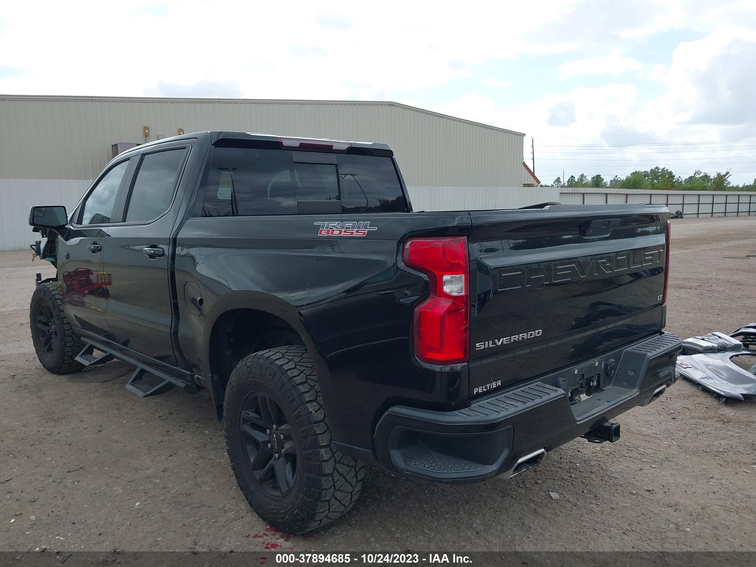 Photo 2 VIN: 3GCPYFED6KG121524 - CHEVROLET SILVERADO 