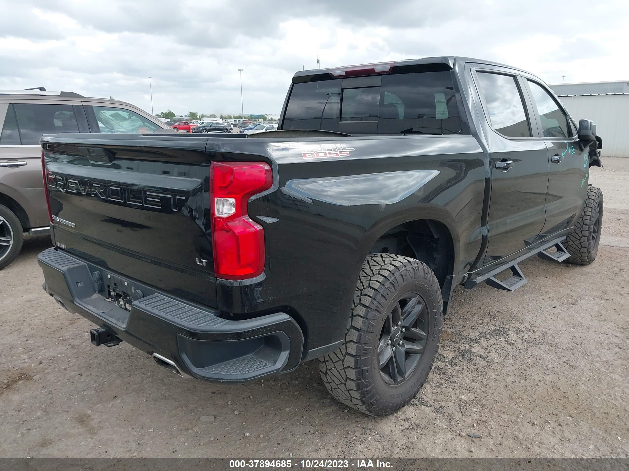 Photo 3 VIN: 3GCPYFED6KG121524 - CHEVROLET SILVERADO 