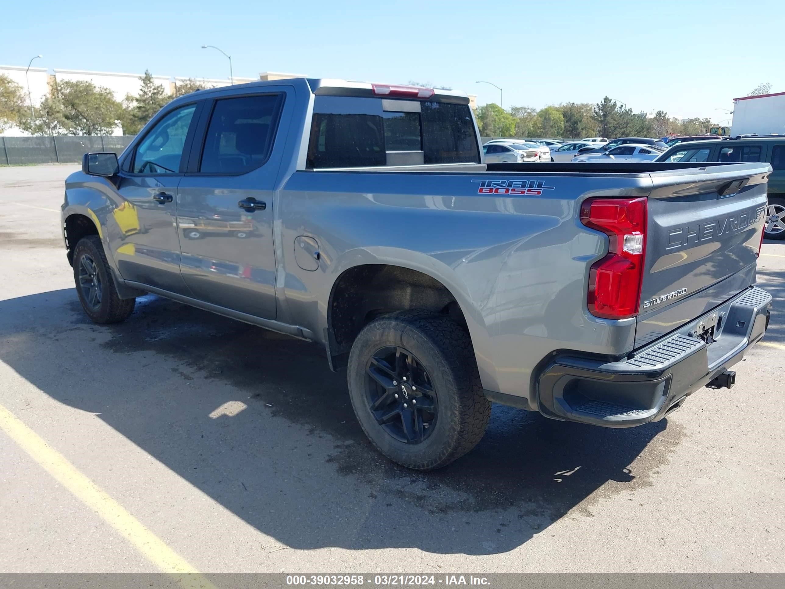 Photo 2 VIN: 3GCPYFEDXKG313402 - CHEVROLET SILVERADO 