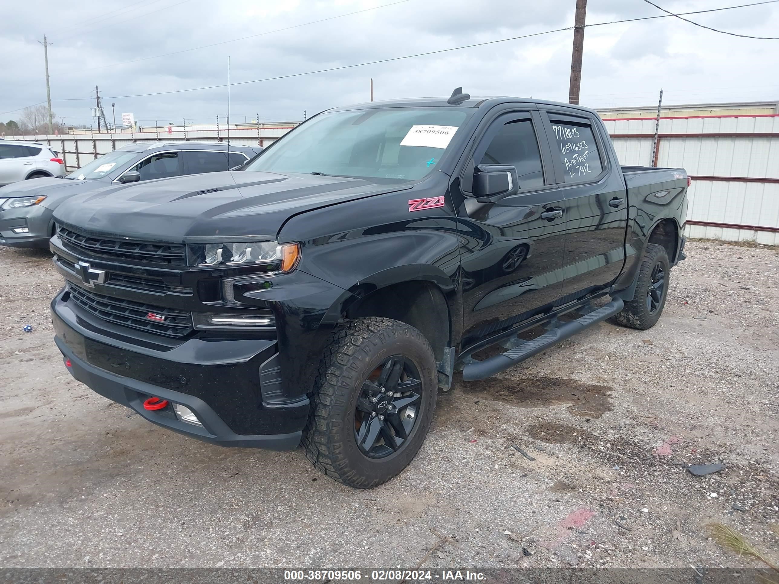 Photo 1 VIN: 3GCPYFEL7LG437412 - CHEVROLET SILVERADO 