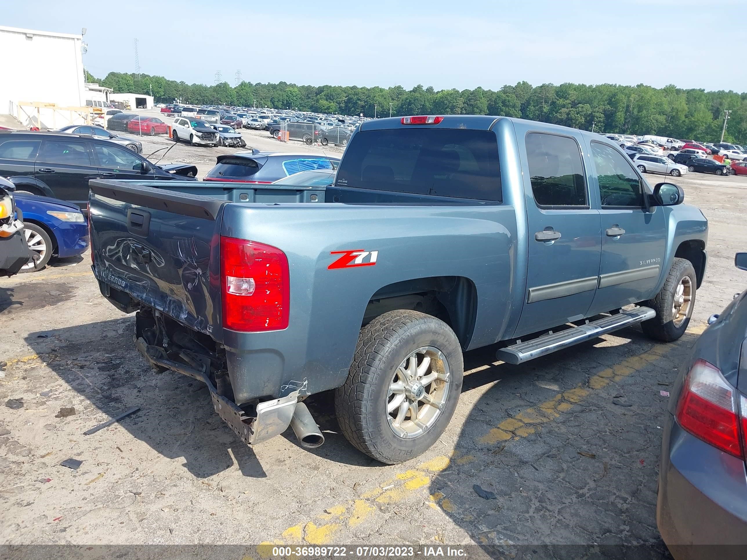 Photo 3 VIN: 3GCRCSE00AG128979 - CHEVROLET SILVERADO 