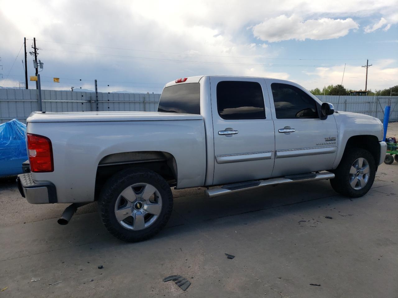 Photo 2 VIN: 3GCRCSE02AG253692 - CHEVROLET SILVERADO 