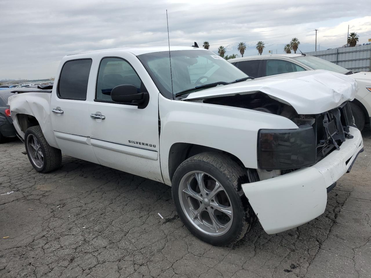 Photo 3 VIN: 3GCRCSE02AG278690 - CHEVROLET SILVERADO 