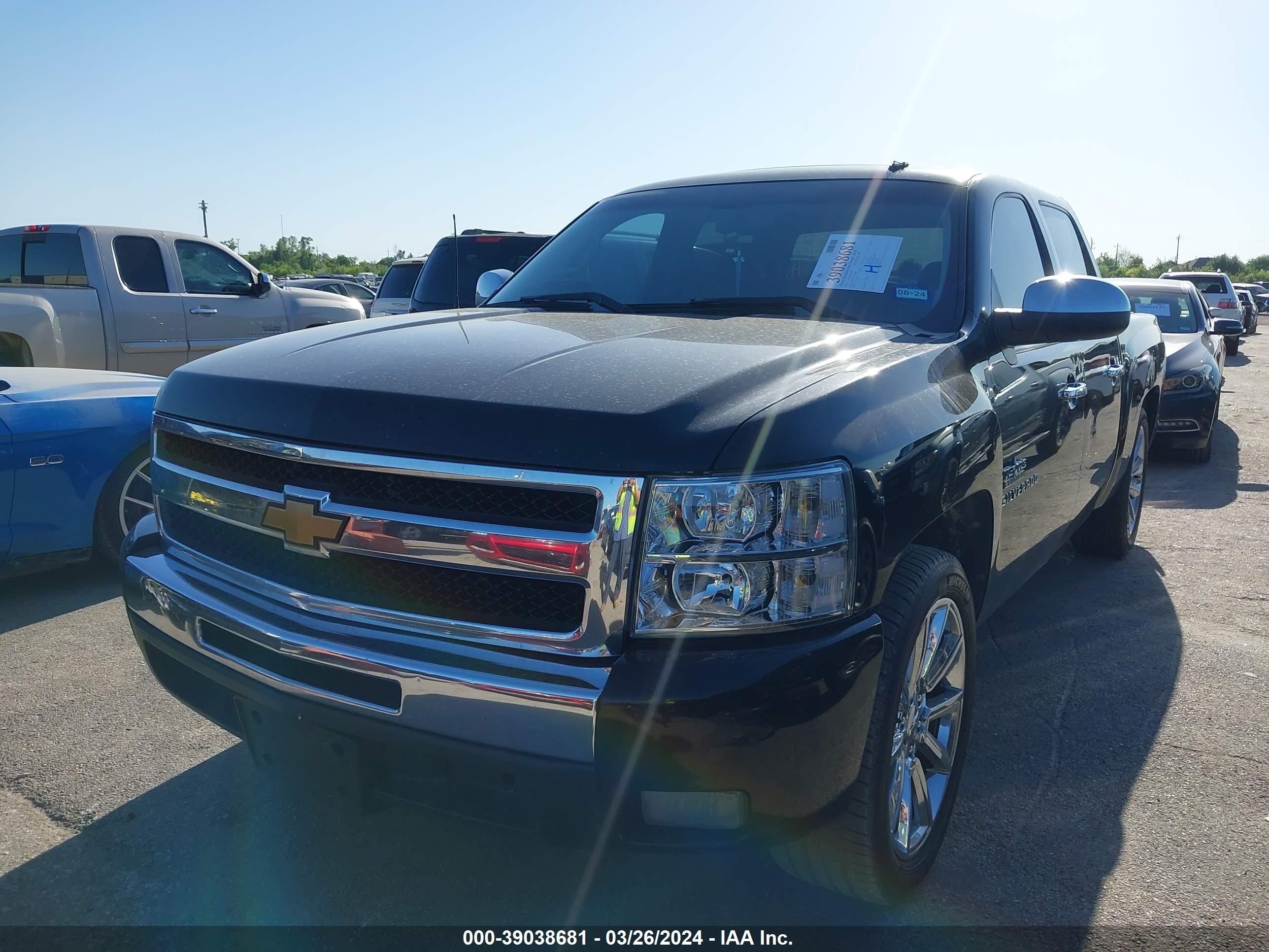 Photo 1 VIN: 3GCRCSE05AG212683 - CHEVROLET SILVERADO 