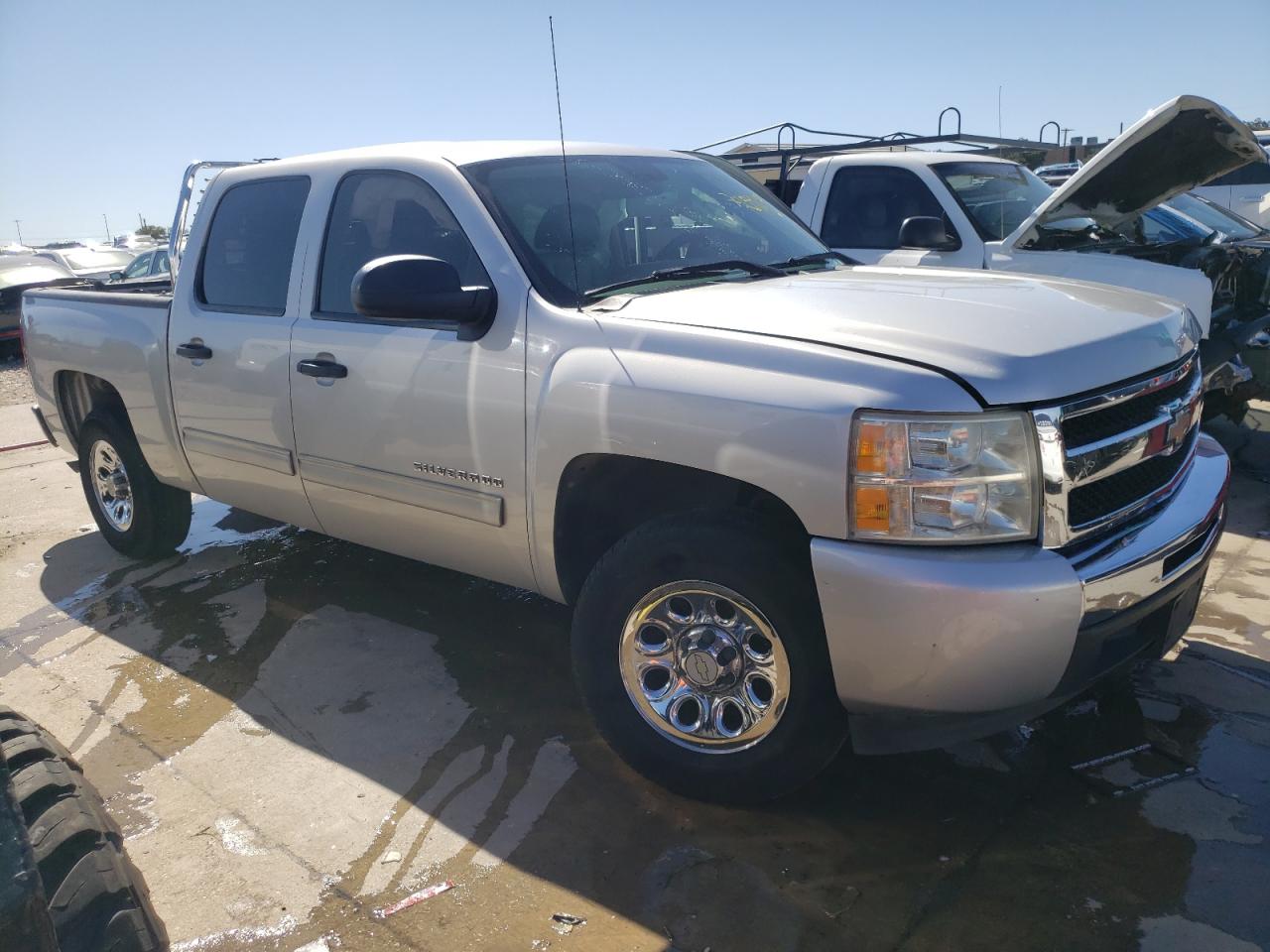 Photo 3 VIN: 3GCRCSEA8AG152696 - CHEVROLET SILVERADO 