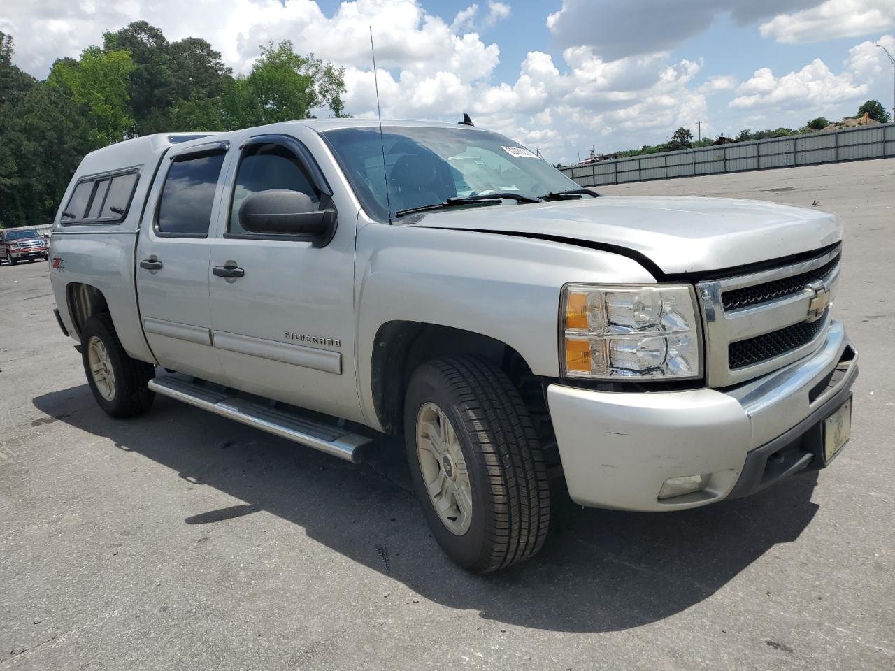 Photo 3 VIN: 3GCRKSE32AG118113 - CHEVROLET SILVERADO 