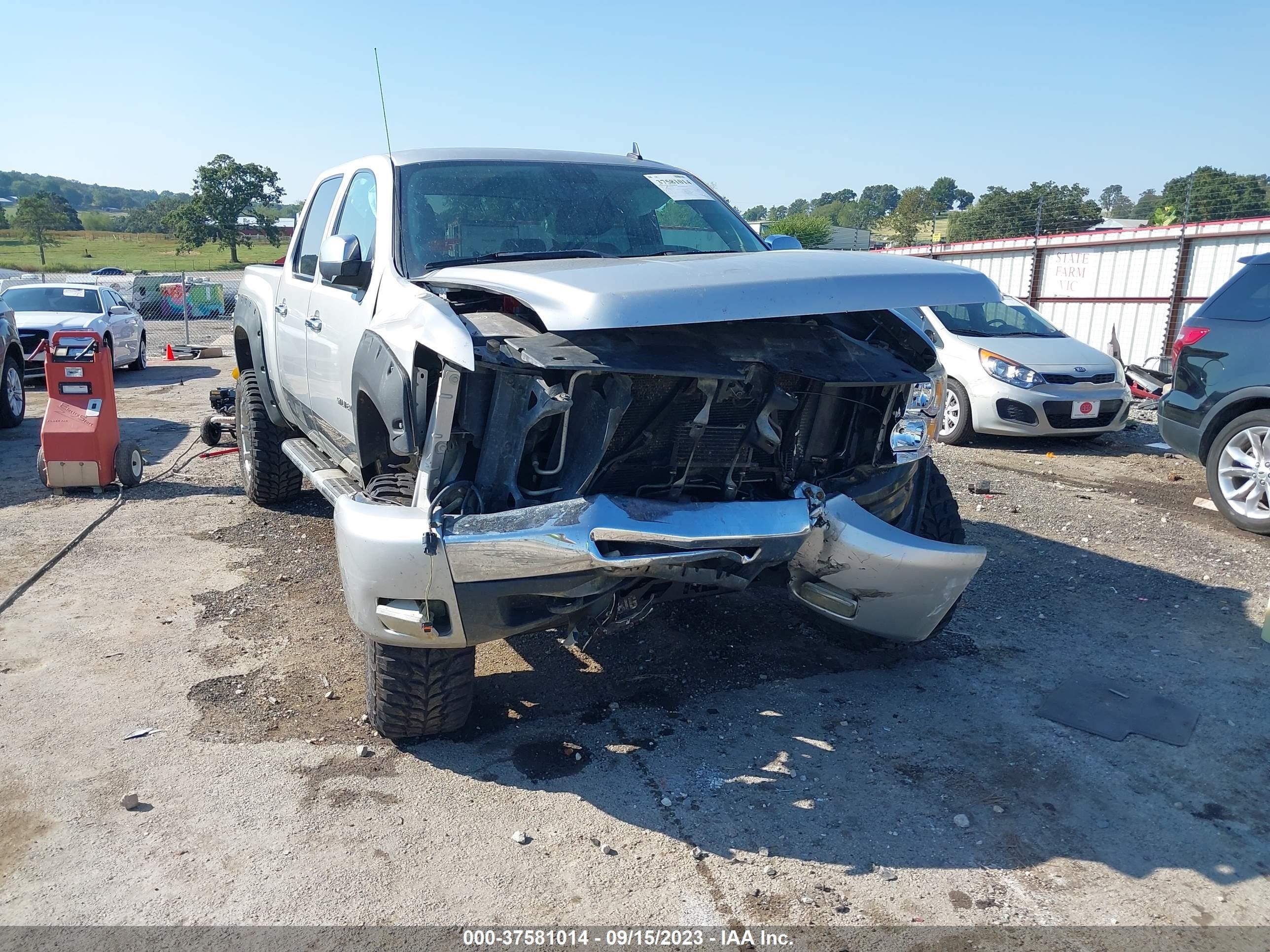 Photo 5 VIN: 3GCRKSE33AG221542 - CHEVROLET SILVERADO 