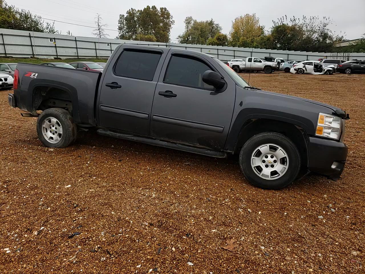 Photo 10 VIN: 3GCRKSE33AG222979 - CHEVROLET SILVERADO 