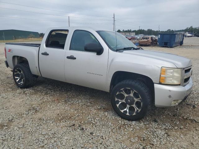 Photo 3 VIN: 3GCRKSE34AG101099 - CHEVROLET SILVERADO 