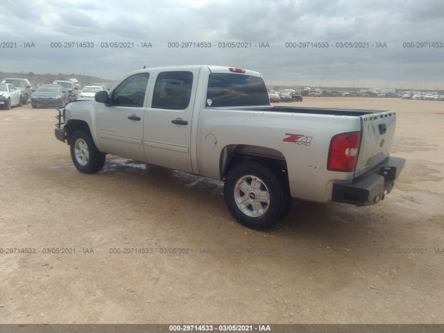 Photo 2 VIN: 3GCRKSE35AG107851 - CHEVROLET SILVERADO 1500 