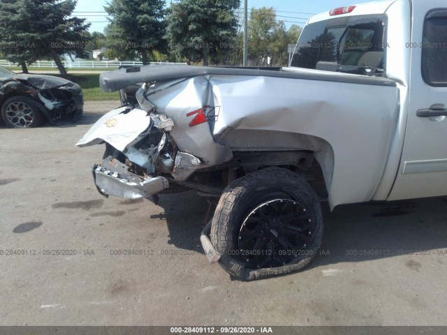 Photo 5 VIN: 3GCRKSE37AG260702 - CHEVROLET SILVERADO 1500 