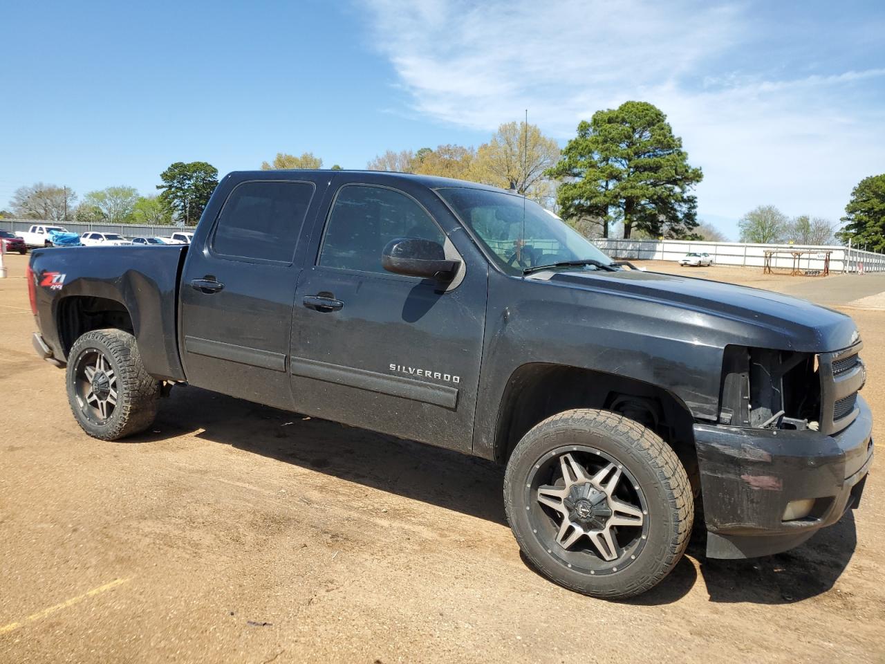 Photo 3 VIN: 3GCRKTE30AG269151 - CHEVROLET SILVERADO 