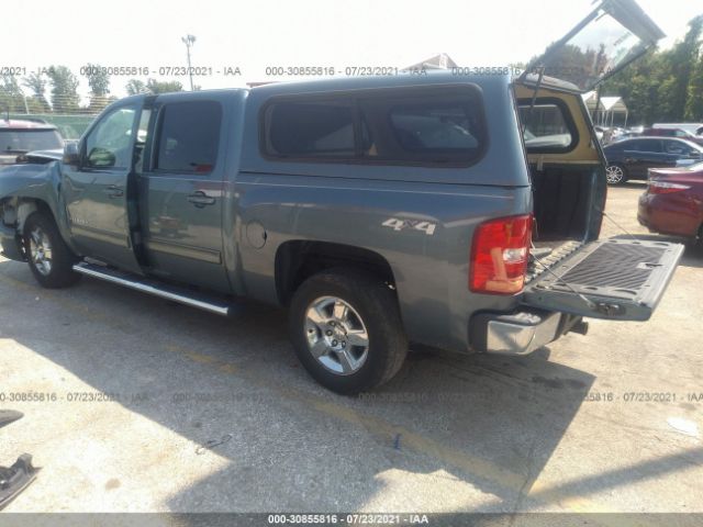 Photo 2 VIN: 3GCRKTE34AG212211 - CHEVROLET SILVERADO 1500 