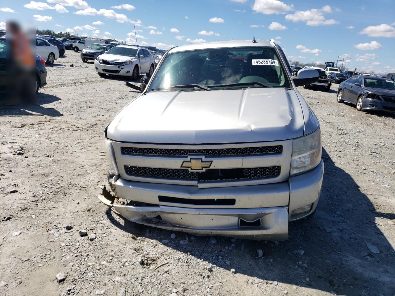 Photo 4 VIN: 3GCRKTE34AG262610 - CHEVROLET SILVERADO 