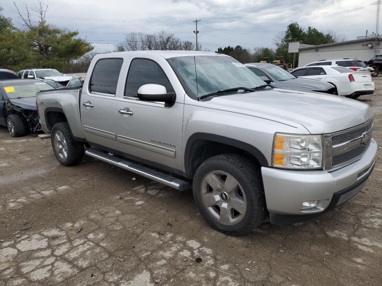 Photo 3 VIN: 3GCRKTE38AG138744 - CHEVROLET SILVERADO 