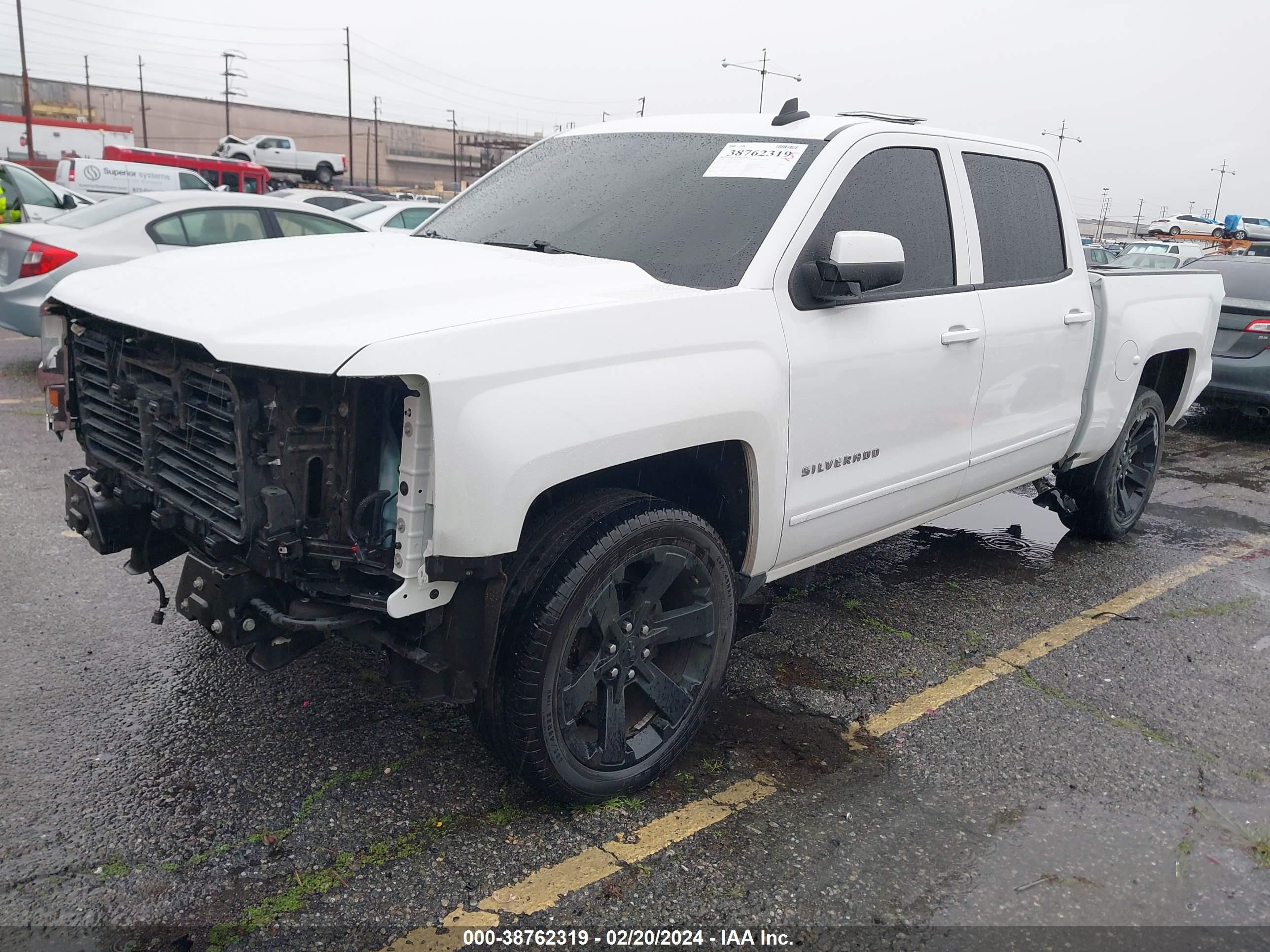 Photo 1 VIN: 3GCUCRER6JG233155 - CHEVROLET SILVERADO 1500 