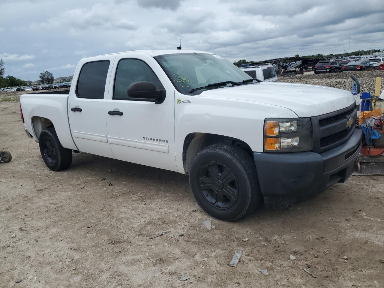 Photo 3 VIN: 3GCUCUEJ2BG180145 - CHEVROLET SILVERADO 