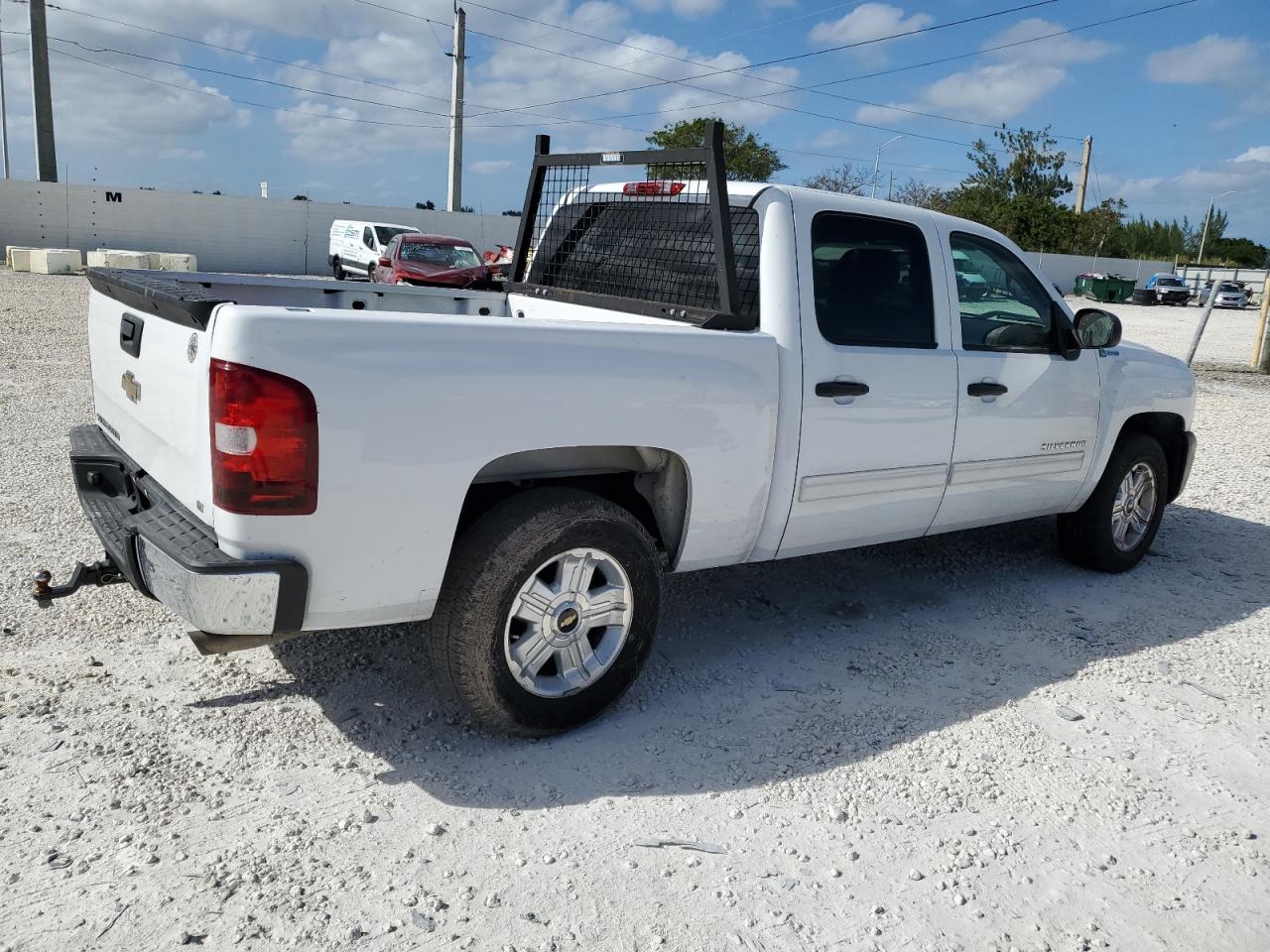 Photo 2 VIN: 3GCUCUEJ8BG173085 - CHEVROLET SILVERADO 