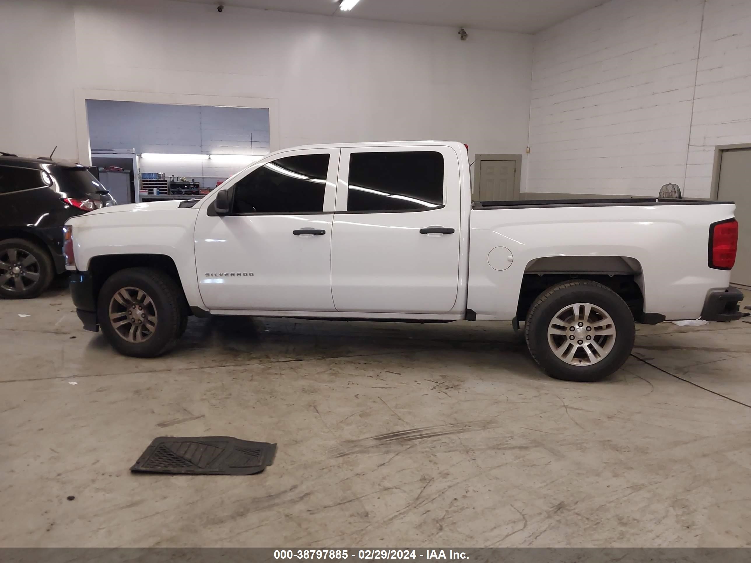 Photo 14 VIN: 3GCUKNEC1GG271294 - CHEVROLET SILVERADO 