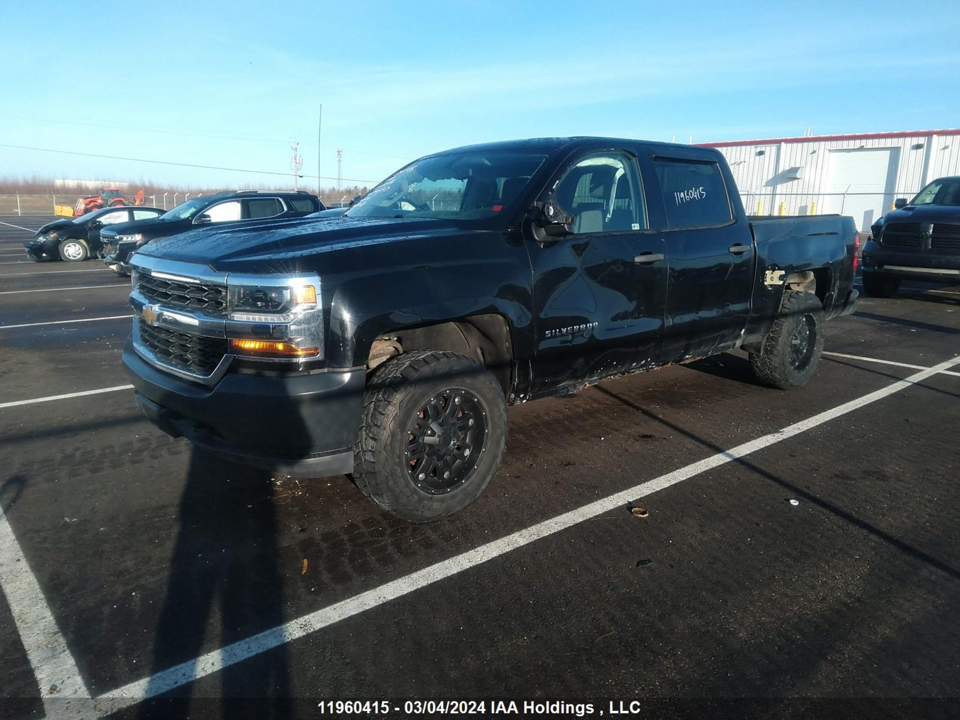 Photo 1 VIN: 3GCUKNEC1HG140643 - CHEVROLET SILVERADO 