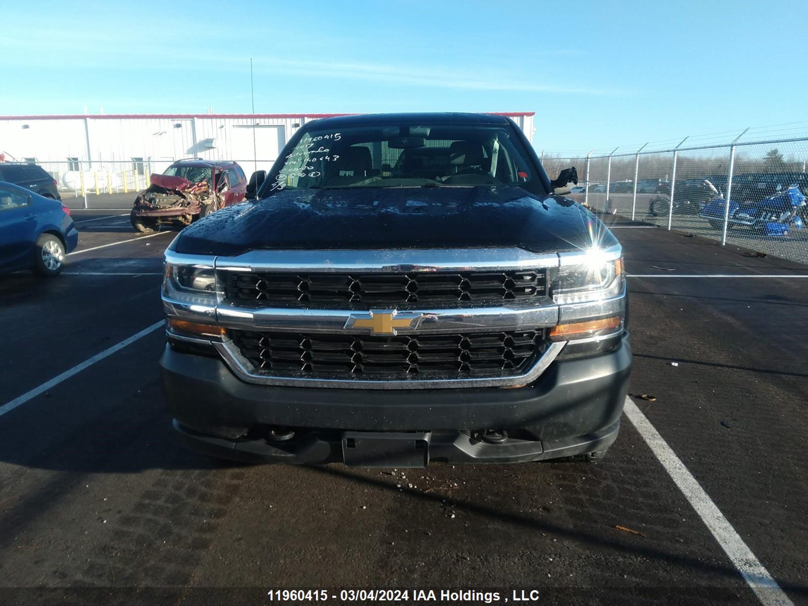 Photo 11 VIN: 3GCUKNEC1HG140643 - CHEVROLET SILVERADO 