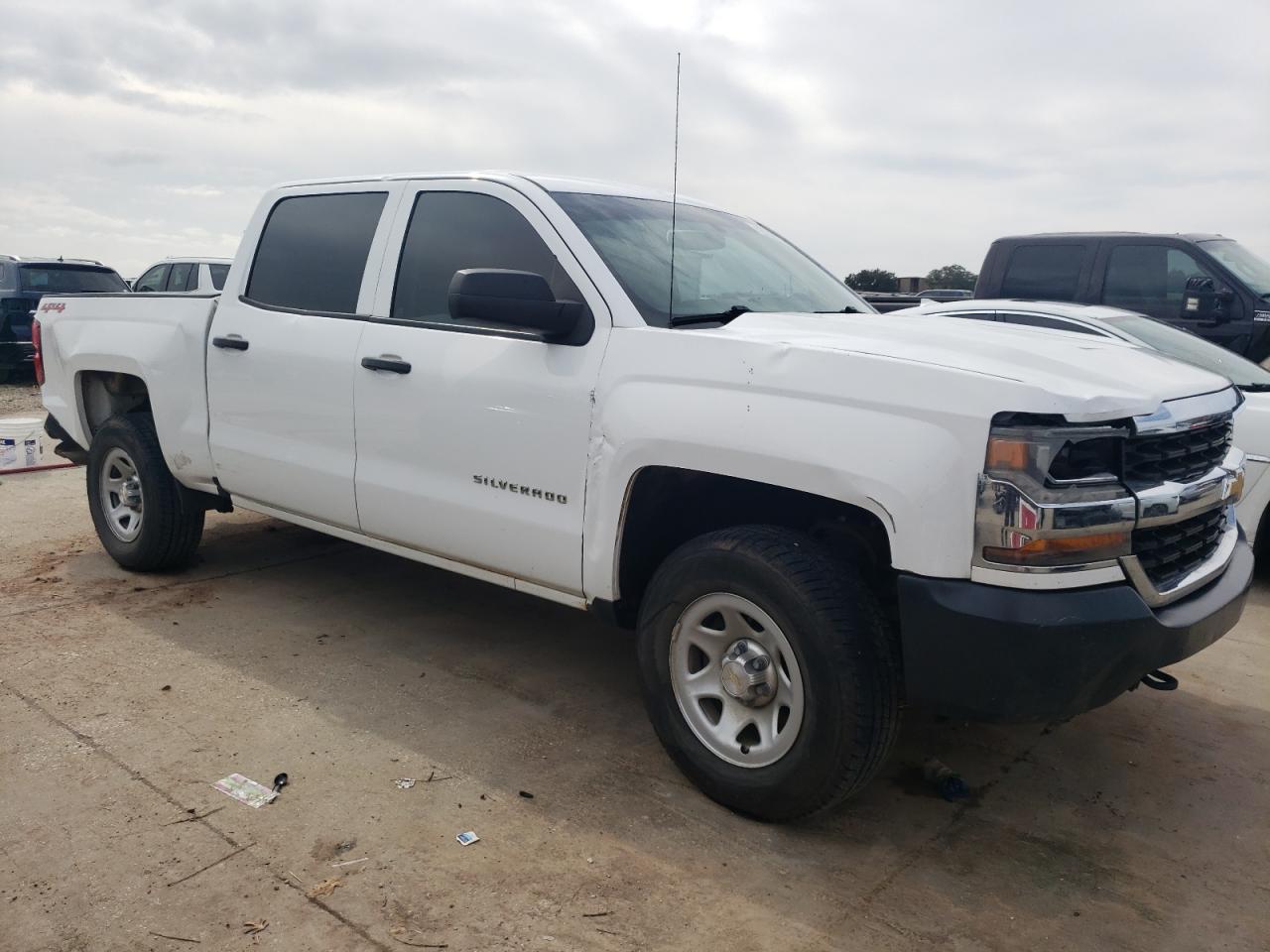 Photo 3 VIN: 3GCUKNEC1JG259542 - CHEVROLET SILVERADO 