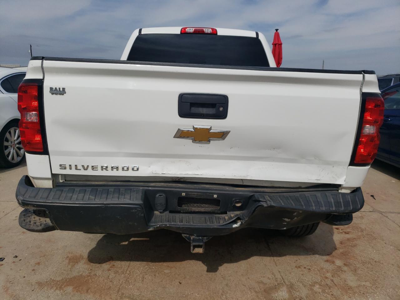 Photo 5 VIN: 3GCUKNEC1JG259542 - CHEVROLET SILVERADO 