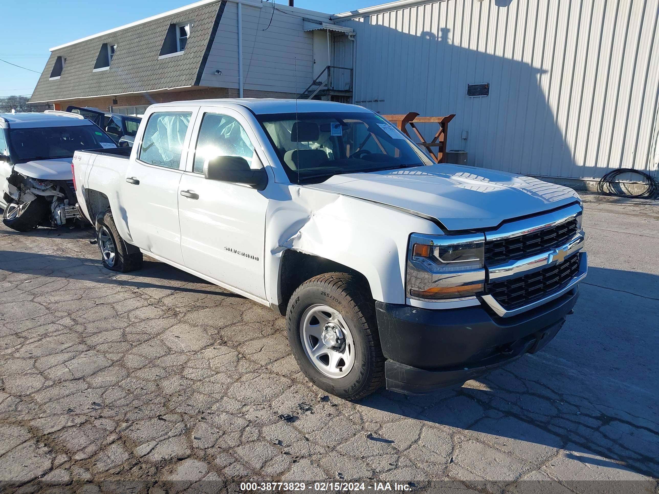 Photo 0 VIN: 3GCUKNEC7JG601186 - CHEVROLET SILVERADO 