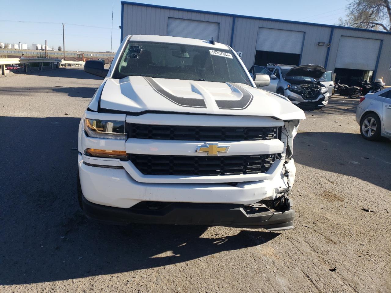 Photo 4 VIN: 3GCUKPEC1JG482286 - CHEVROLET SILVERADO 