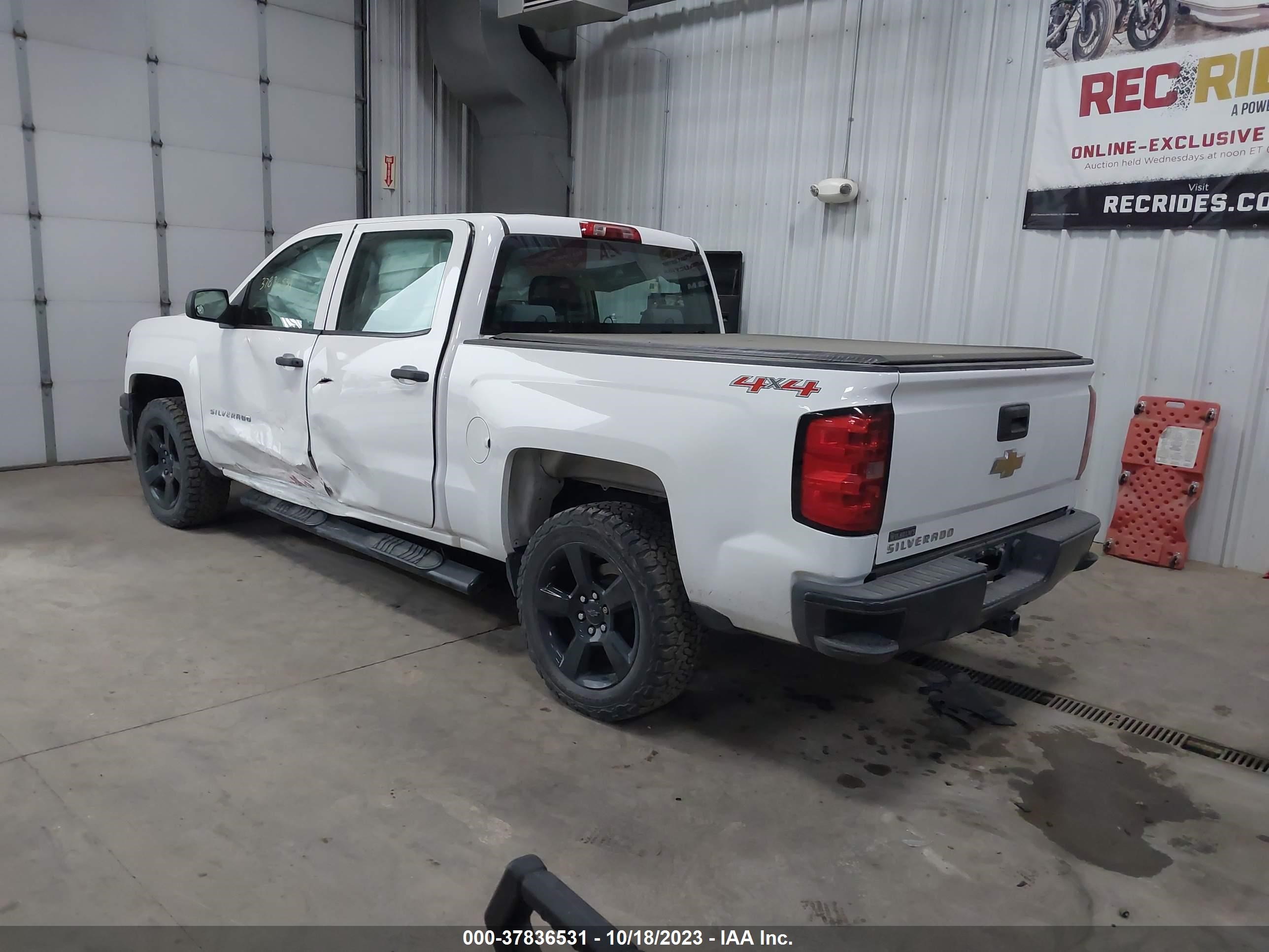 Photo 2 VIN: 3GCUKPEC9EG246720 - CHEVROLET SILVERADO 