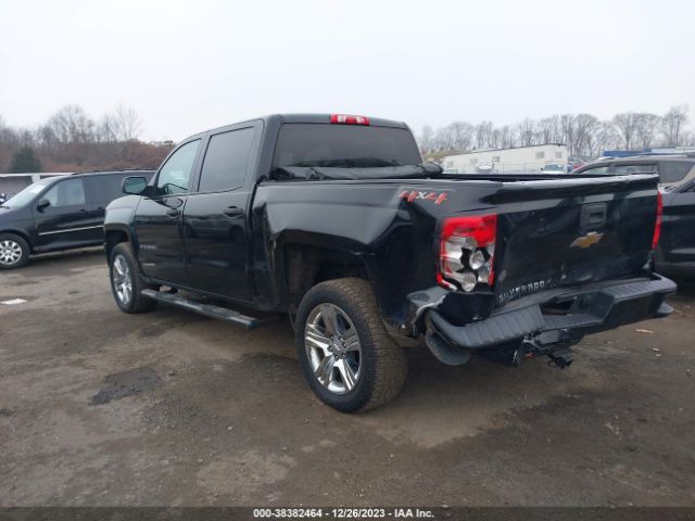 Photo 2 VIN: 3GCUKPEH9JG112439 - CHEVROLET SILVERADO 1500 