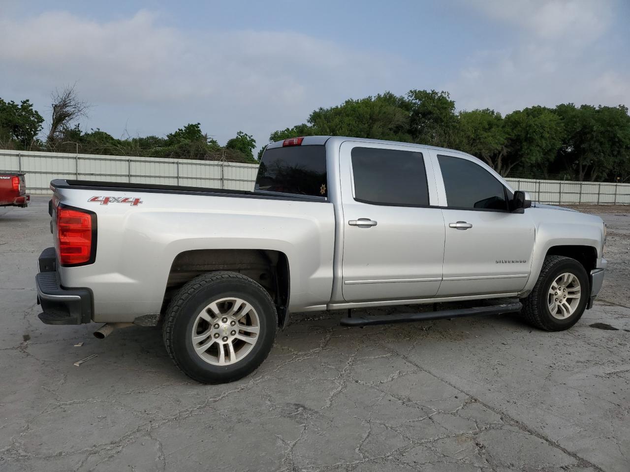 Photo 2 VIN: 3GCUKREC0FG152268 - CHEVROLET SILVERADO 