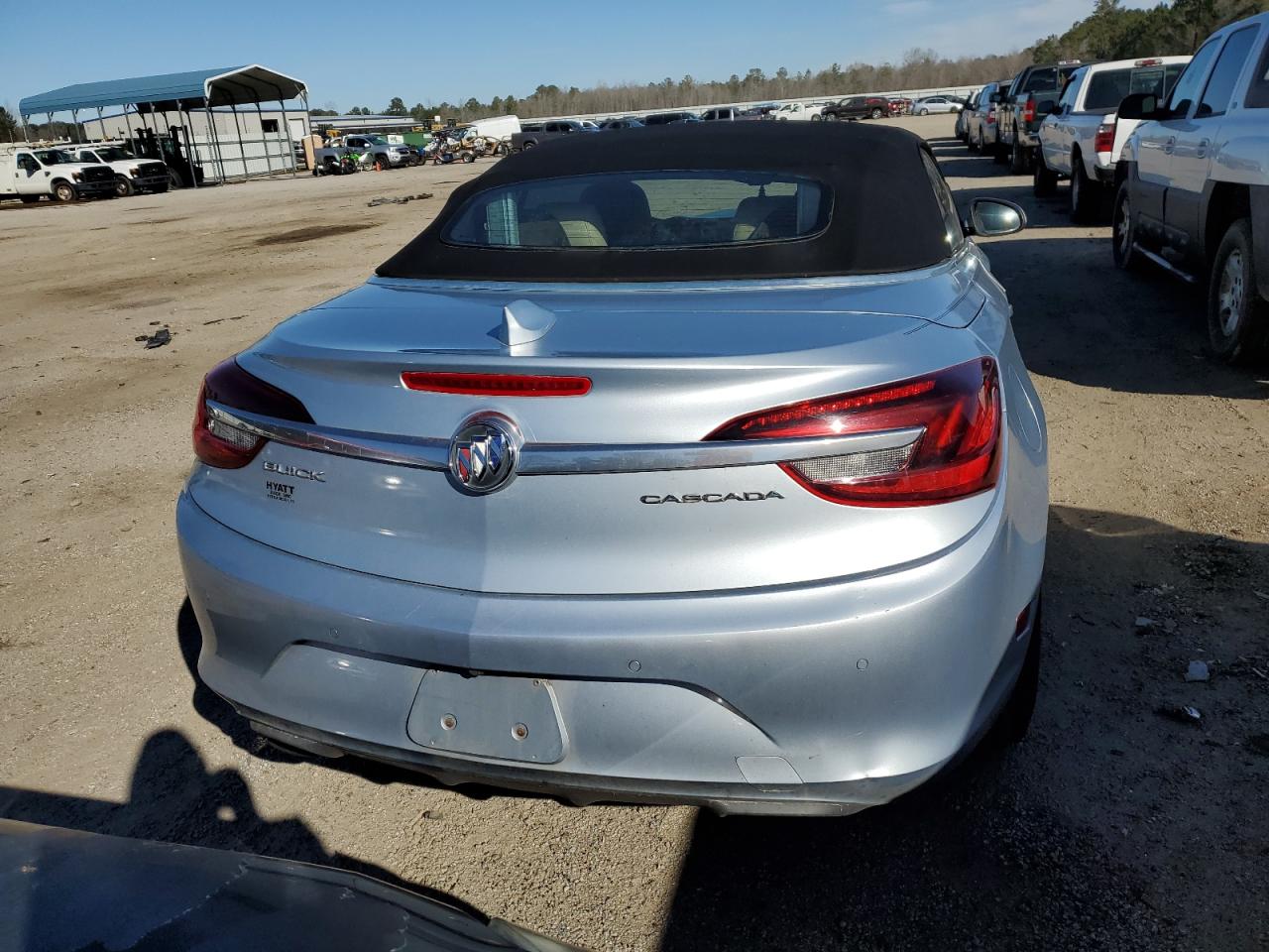 Photo 6 VIN: 3GCUKREC0FG182189 - BUICK CASCADA 