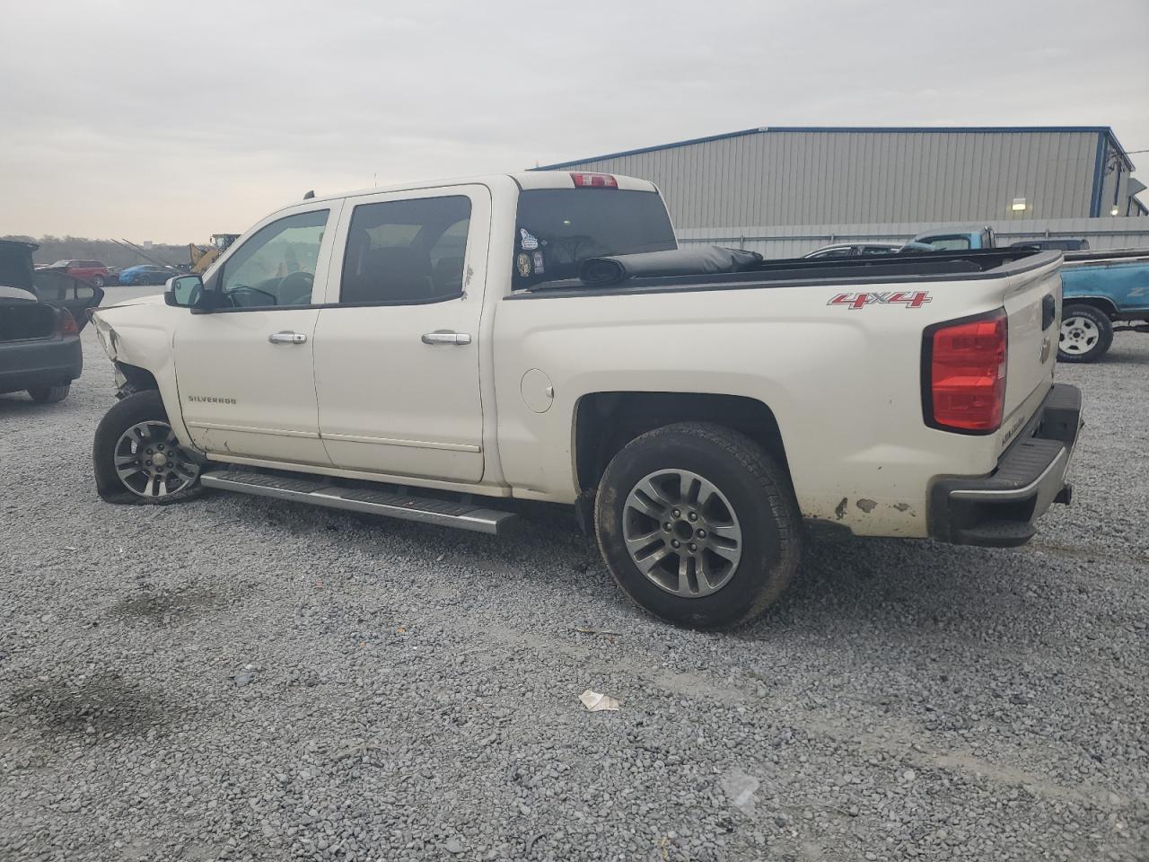 Photo 1 VIN: 3GCUKREC0FG292188 - CHEVROLET SILVERADO 