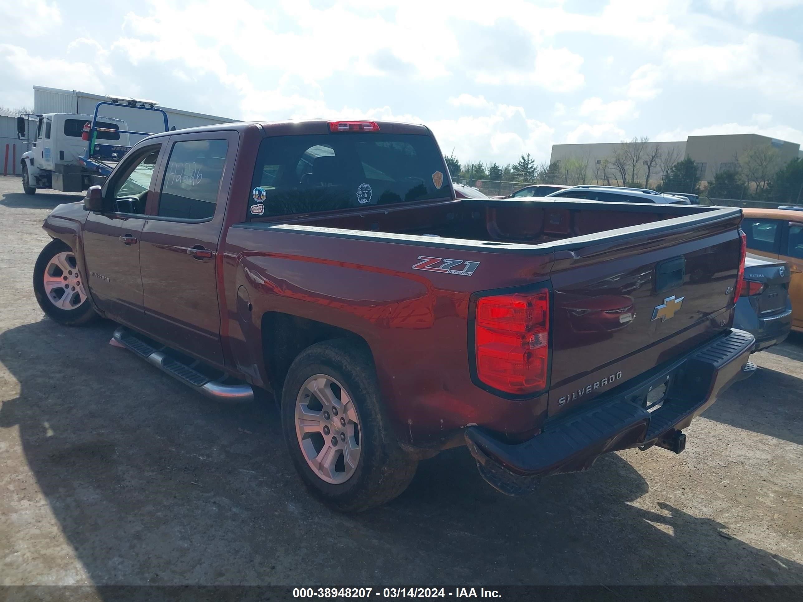 Photo 2 VIN: 3GCUKREC0GG354271 - CHEVROLET SILVERADO 