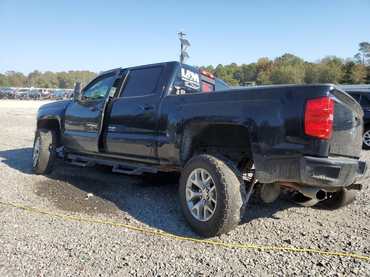 Photo 1 VIN: 3GCUKREC0HG317741 - CHEVROLET SILVERADO 