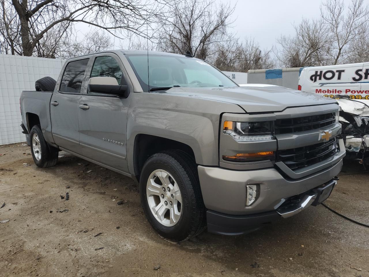 Photo 3 VIN: 3GCUKREC0HG398434 - CHEVROLET SILVERADO 