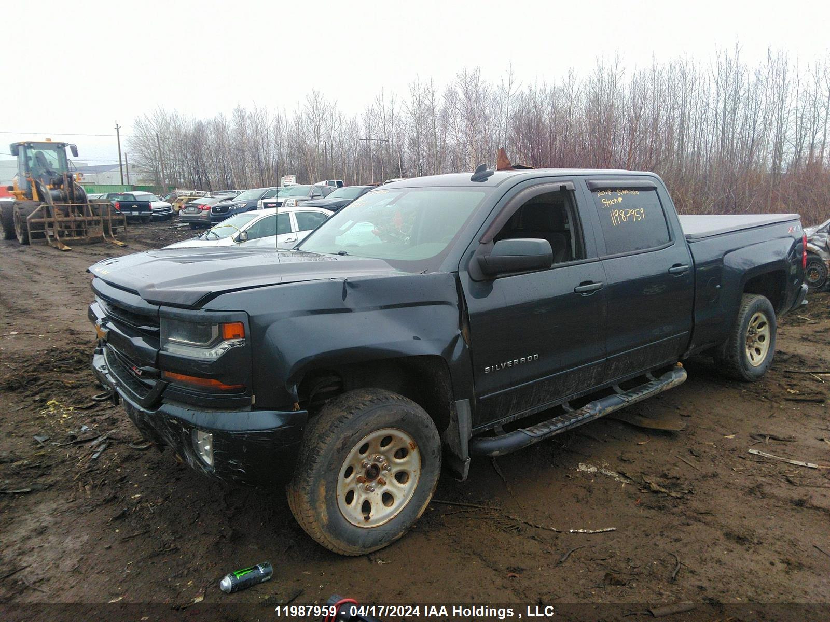 Photo 1 VIN: 3GCUKREC0JG100776 - CHEVROLET SILVERADO 