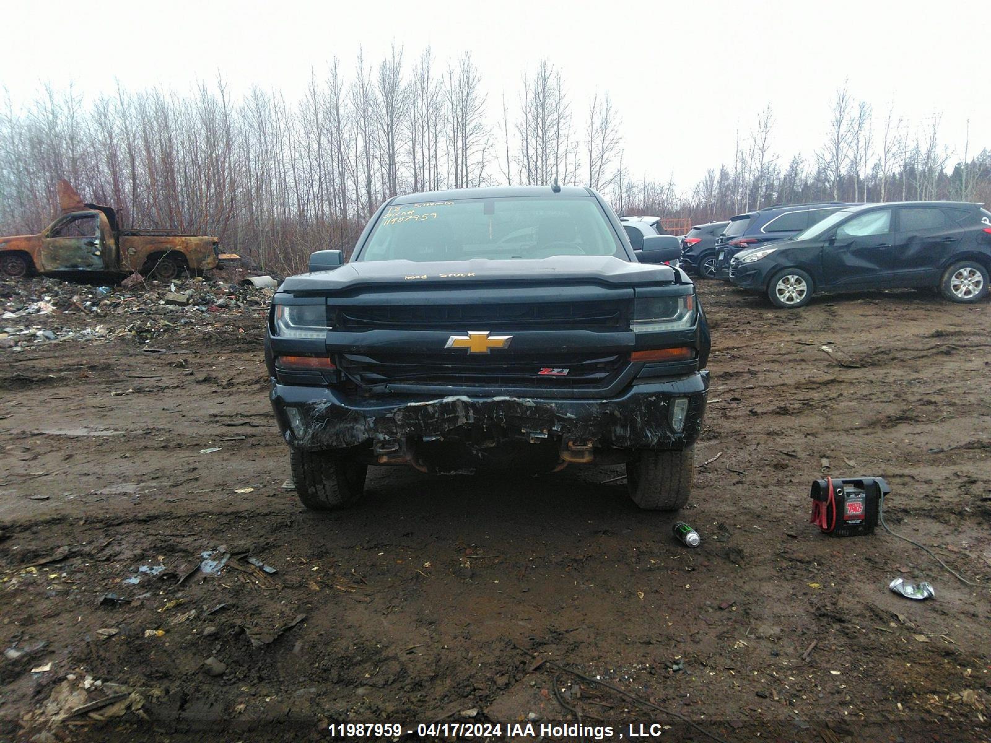 Photo 11 VIN: 3GCUKREC0JG100776 - CHEVROLET SILVERADO 