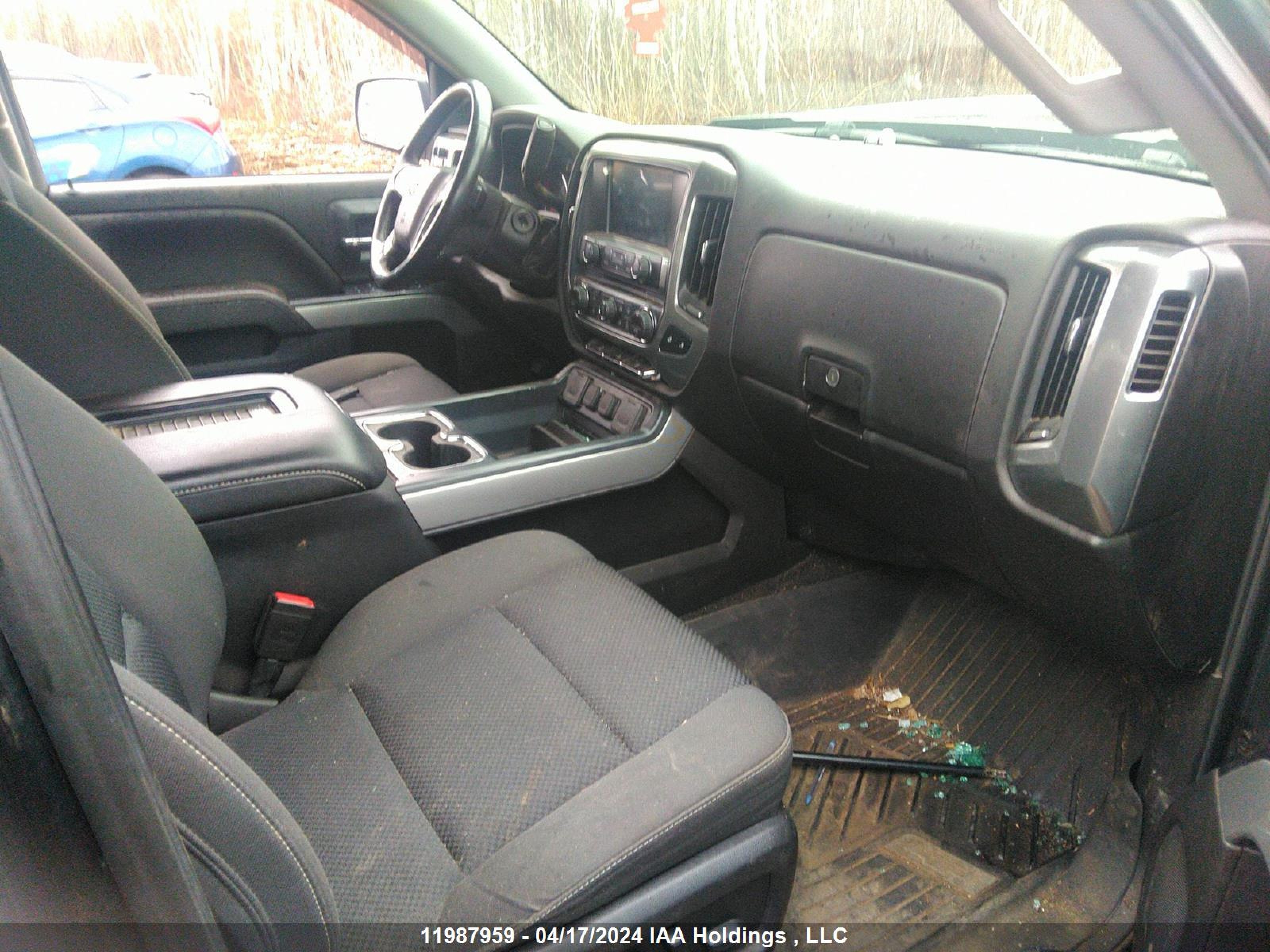 Photo 4 VIN: 3GCUKREC0JG100776 - CHEVROLET SILVERADO 