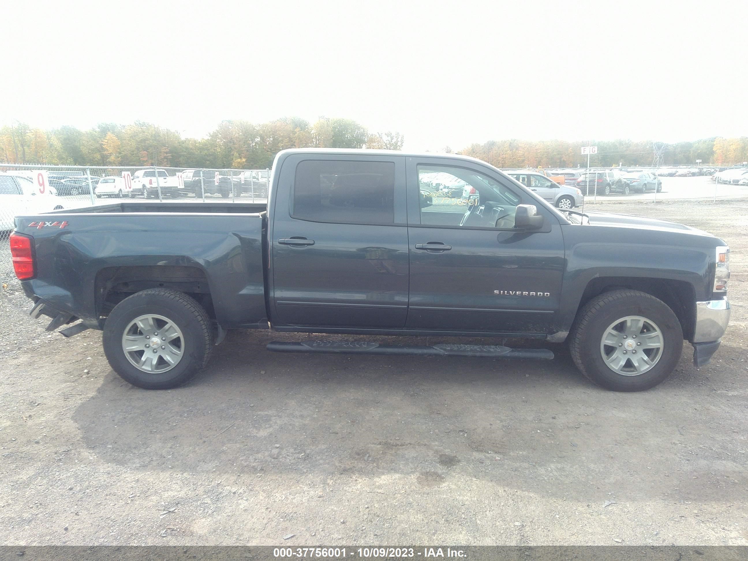 Photo 12 VIN: 3GCUKREC0JG289333 - CHEVROLET SILVERADO 