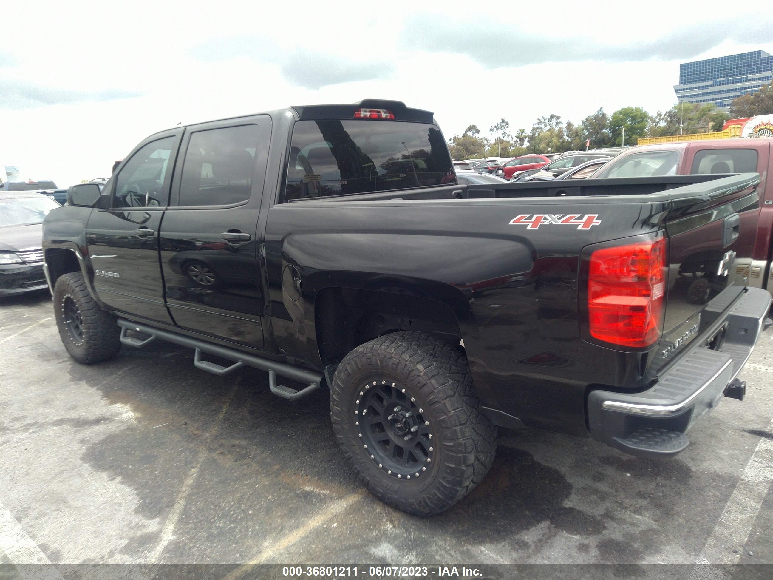 Photo 2 VIN: 3GCUKREC1GG343456 - CHEVROLET SILVERADO 