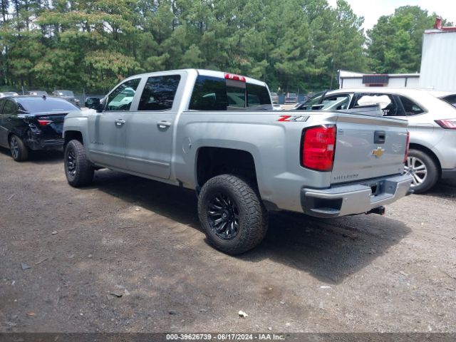 Photo 2 VIN: 3GCUKREC1JG275733 - CHEVROLET SILVERADO 