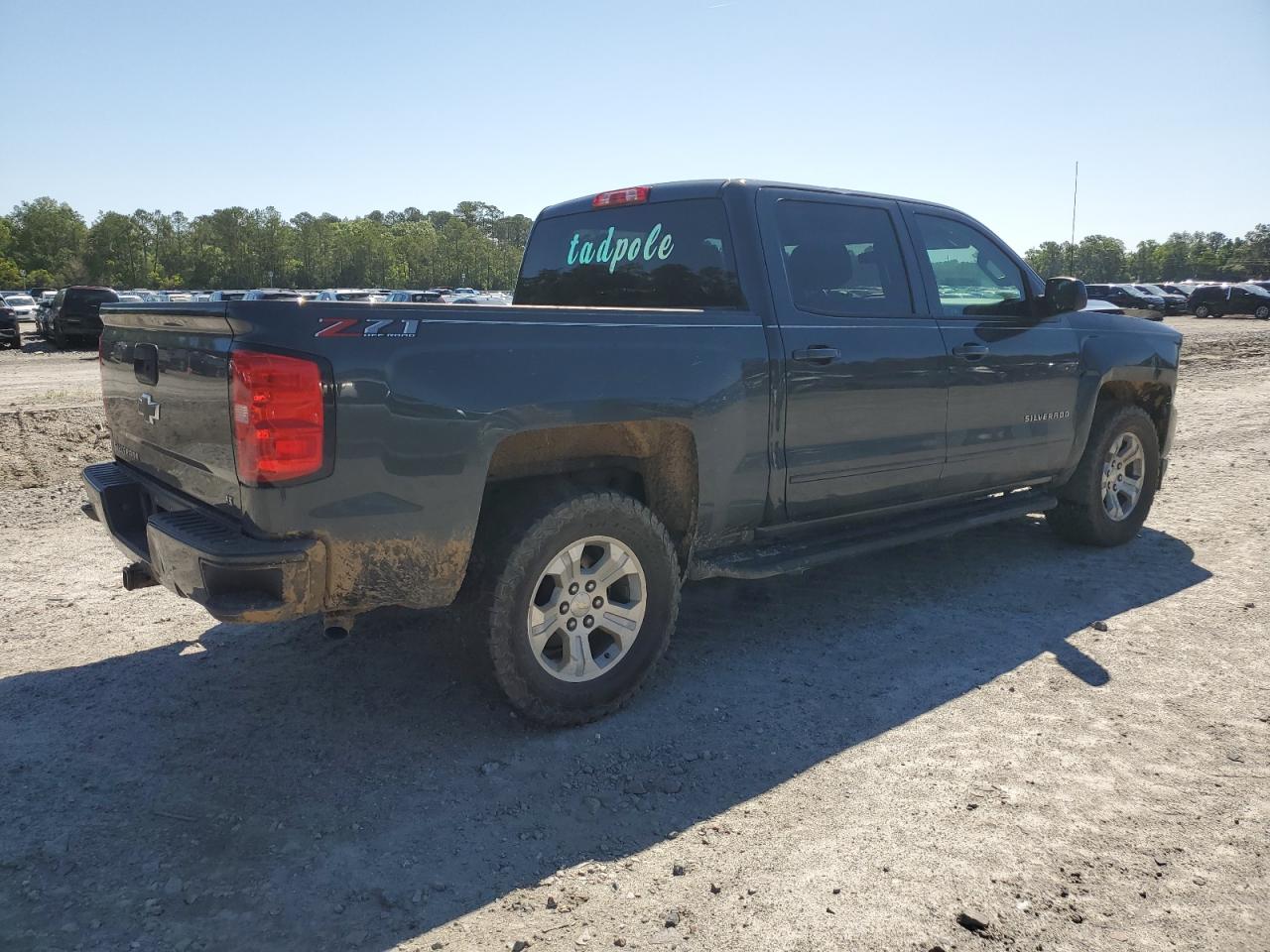 Photo 2 VIN: 3GCUKREC1JG299143 - CHEVROLET SILVERADO 