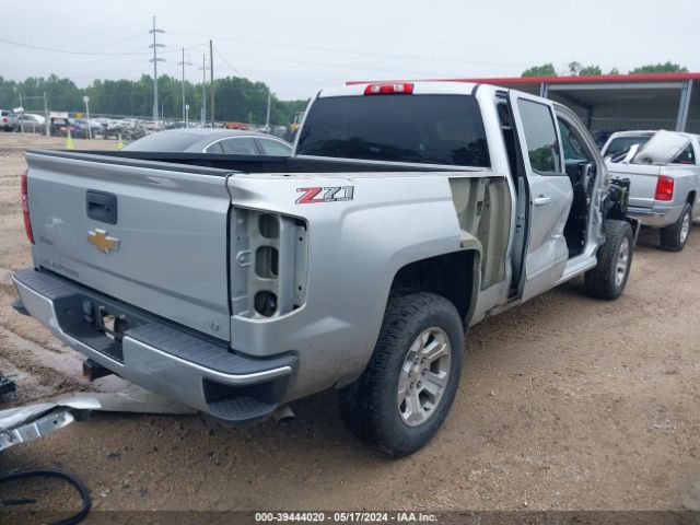 Photo 3 VIN: 3GCUKREC1JG464804 - CHEVROLET SILVERADO 1500 