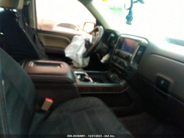 Photo 4 VIN: 3GCUKREC2JG133455 - CHEVROLET SILVERADO 1500 