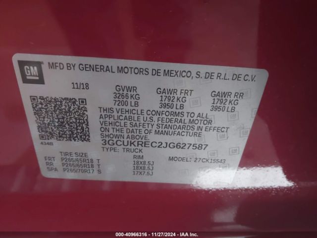 Photo 8 VIN: 3GCUKREC2JG627587 - CHEVROLET SILVERADO 